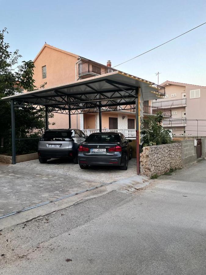 Appartement Fili à Vodice Extérieur photo